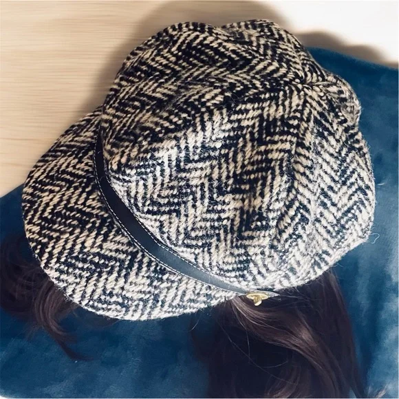Coach Newsboy Hat, OS ~Herringbone~ NWOT! - Picture 3 of 6
